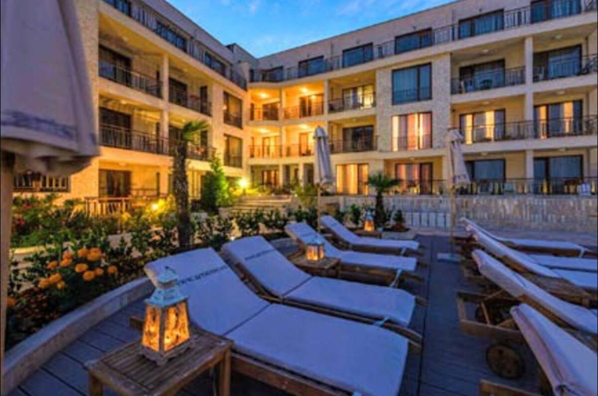 June One Bedroom Sea View Apartment Diamond Beach Resort Szarafovo Kültér fotó