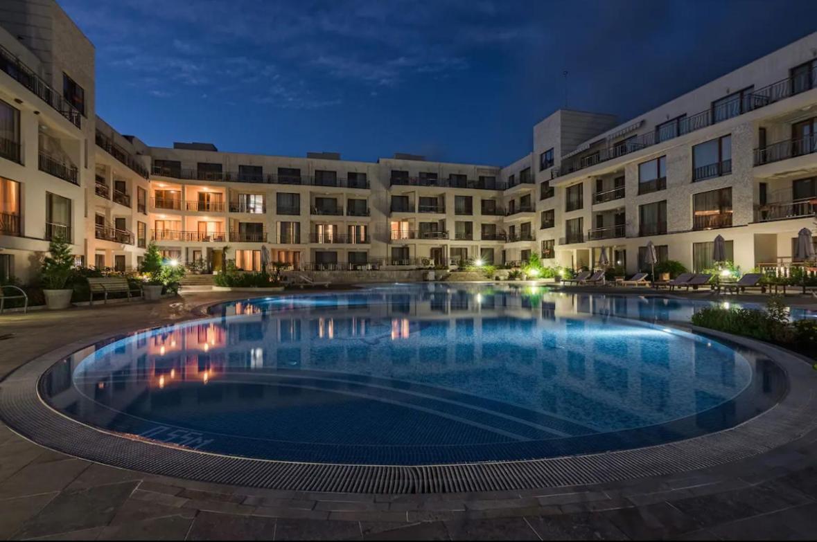 June One Bedroom Sea View Apartment Diamond Beach Resort Szarafovo Kültér fotó